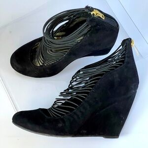 H&M Womens Black Leather Strappy Sandals Heels Stiletto Formal Dress Shoes, Sz 7